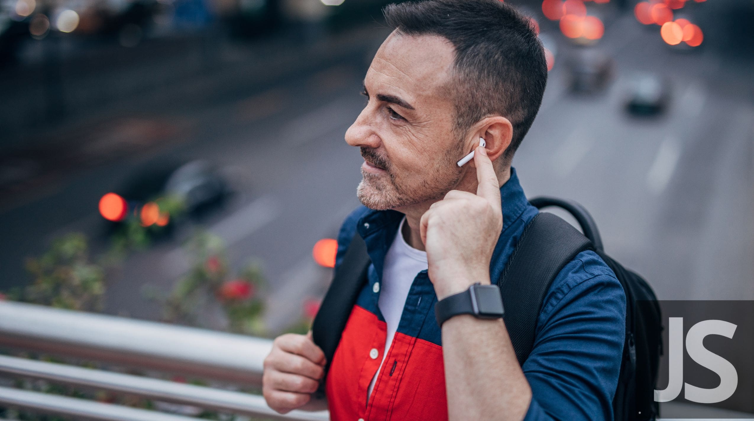 Why Aren’t Both My Earbuds Connecting