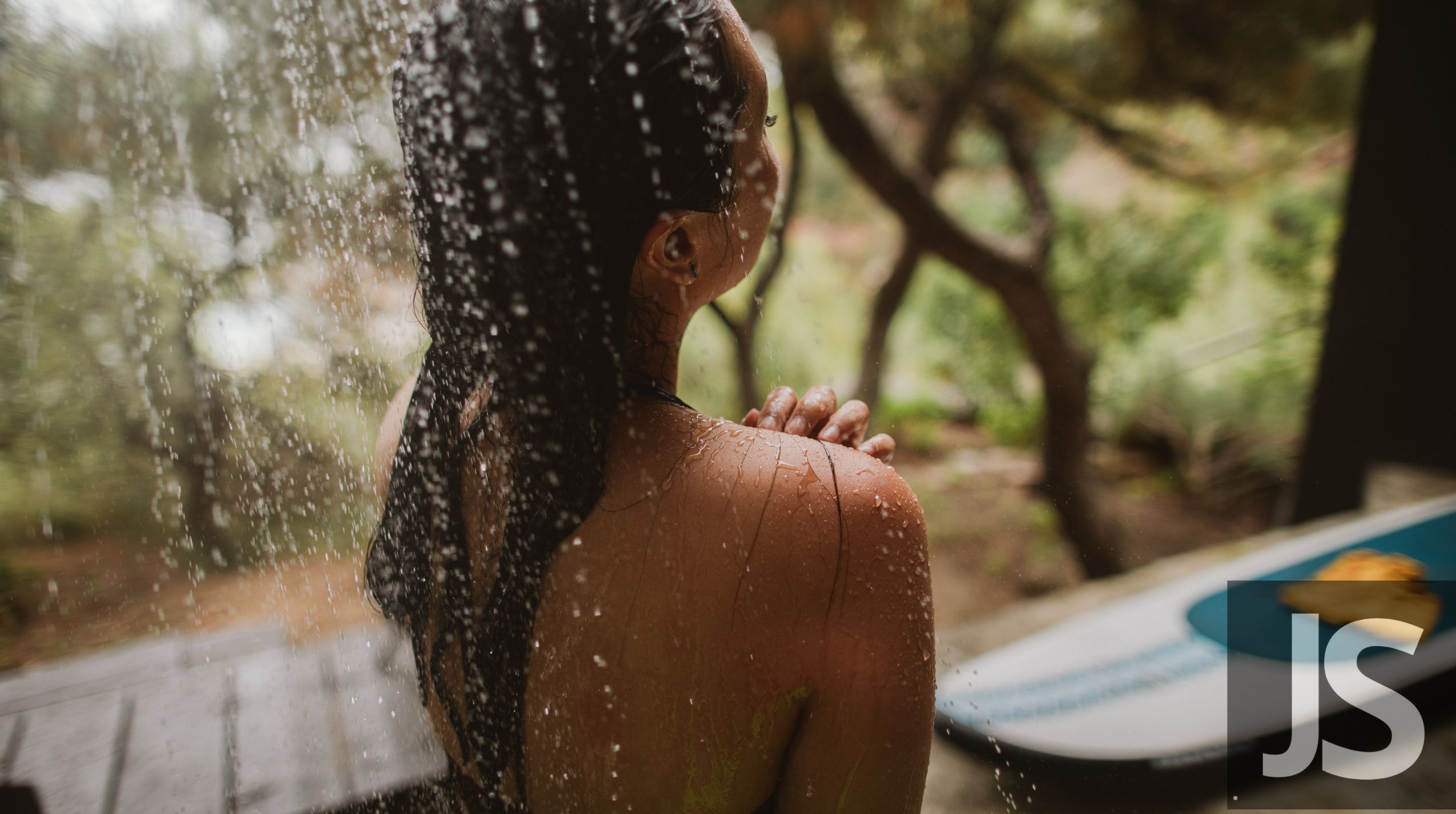 Can You Actually Wear Earbuds in the Shower? The Truth About IP Ratings