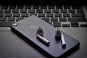 which wireless earbuds are the best for iphone